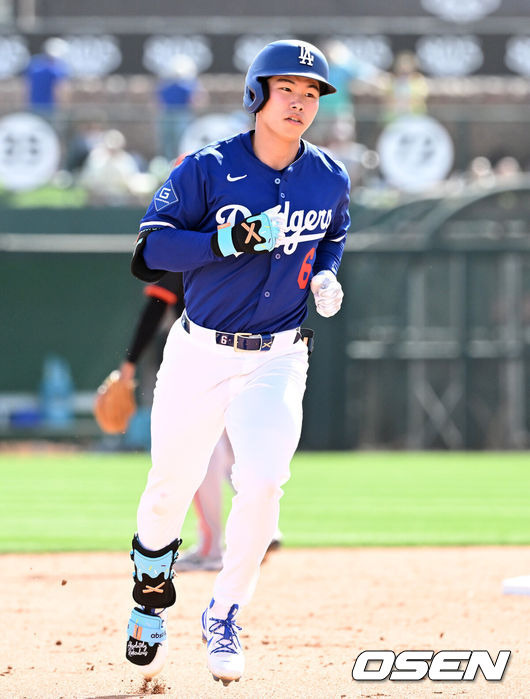 ‘이래도 안 올려?’ 김혜성도 시즌 첫 홈런 터졌다…한국계 투수에 ‘166km’ 총알 홈런 발사 [1보]