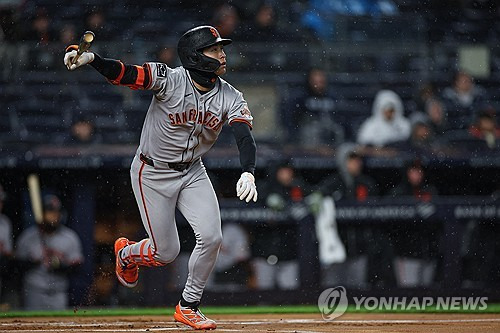 뉴욕 침공한 이정후, 양키스 상대 3점포→OPS 1.000 달성… SF 대승 (종합)
