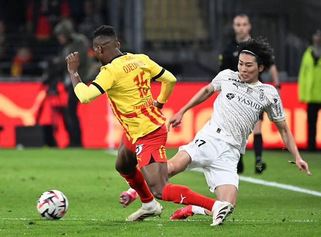 손흥민 보유국의 '대굴욕'…日 공격수가 먼저 5대리그 두자릿수 득점 돌파→오카자키 이후 10년만