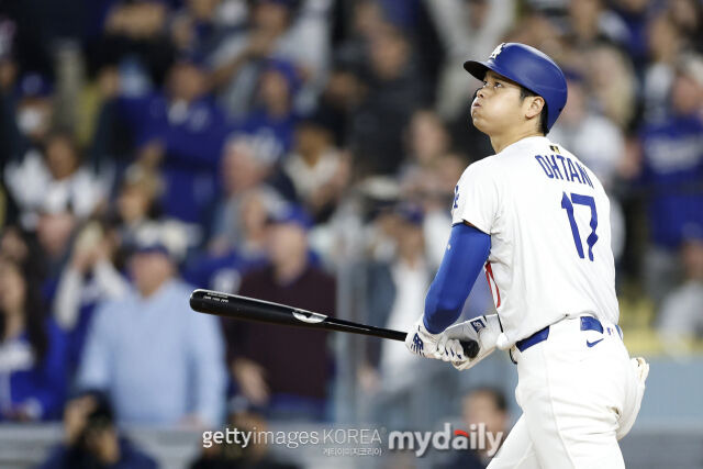 오타니 연속출루 29경기로 끝, 에드먼 결승 스리런포, 야마모토 6이닝 KKKKKKKKK로 2승…다저스 3-0 완승