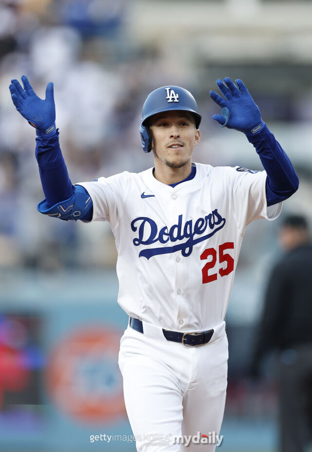 오타니 연속출루 29경기로 끝, 에드먼 결승 스리런포, 야마모토 6이닝 KKKKKKKKK로 2승…다저스 3-0 완승