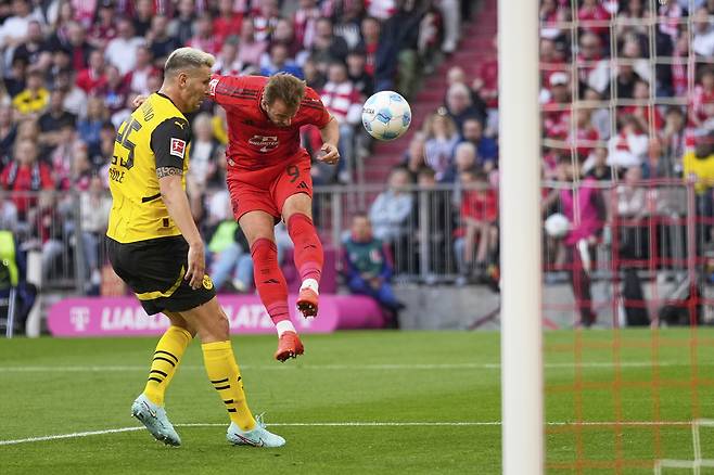 ‘앗.. 대형 실책’ 김민재, ‘54분’ 조기 교체 아웃···뮌헨, 도르트문트와의 ‘데어 클라시커’ 2-2 무→레버쿠젠과 6점 차[분데스 리뷰]
