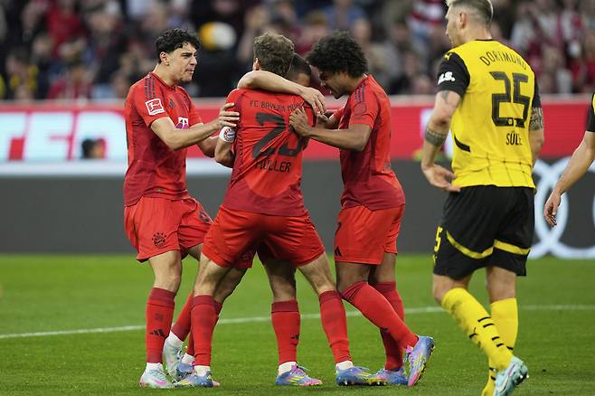 ‘아.. 대형 실책’ 김민재, ‘54분’ 조기 교체 아웃···뮌헨, 도르트문트와의 ‘데어 클라시커’ 2-2 무→레버쿠젠과 6점 차[분데스 리뷰]