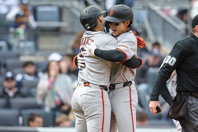 '이정후 1618억 거품론 일축'…황당 주장, 홈런 2방으로 반박했다→'NL 장타율·OPS 1위' 美 악평 뒤집고 일어선다