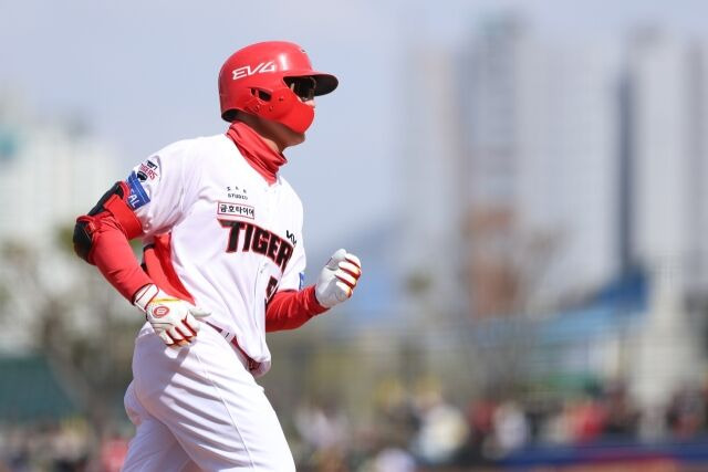 KIA 타격장인이 좌익수라면 여전히 비상사태…먹고 살려면 할 수 없다, 변우혁·오선우 ‘좋으면 쓰자’