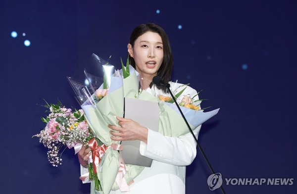 '어드바이저' 김연경, 흥국생명과 동행… '배구여제'가 밝힌 본인의 미래
