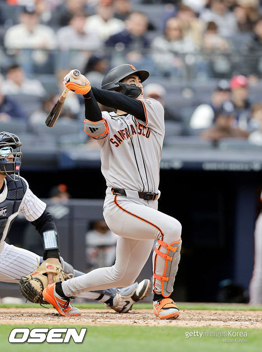 “한 번도 커브 안보여줬는데…” 이정후, 허를 찌른 결정구에 오히려 홈런 폭발…상대 포수도 감탄했다