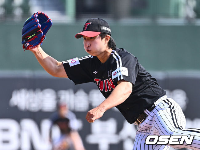 ‘안타-안타-볼넷-2루타-안타-2루타’ 70억 FA 보상선수, 또 난타 당하다…4실점→5실점→ERA 18.69 ‘폭등’