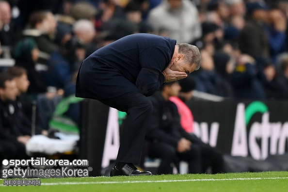 [독점] “토트넘 회장, 포스테코글루 충격 경질! 유로파 결과 상관없다” 英 대서특필