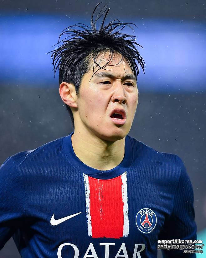 태극기 펄럭 “이강인 PSG 떠나 사우디 간다! 이적료만 801억” 재점화