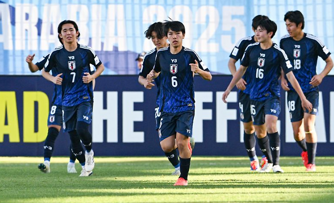 '한국 무시하더니' 아시아 최강 외치던 일본, 유망주 대실패에 좌절…