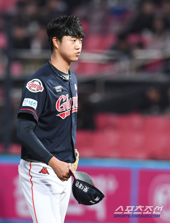 친구 이정후는 미국서 홈런 뻥뻥 치는데…9년째 기다린다! ML 꿈꾸던 1m97 거인, 여전히 뜨거운 기다림 [SC피플]