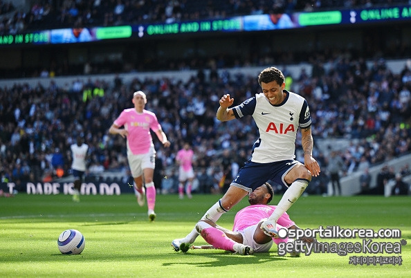 英 독점 “토트넘, 페널티킥 빼앗은 탐욕왕 ‘805억’ 완전 이적 무산” 정신 차렸다 천만다행