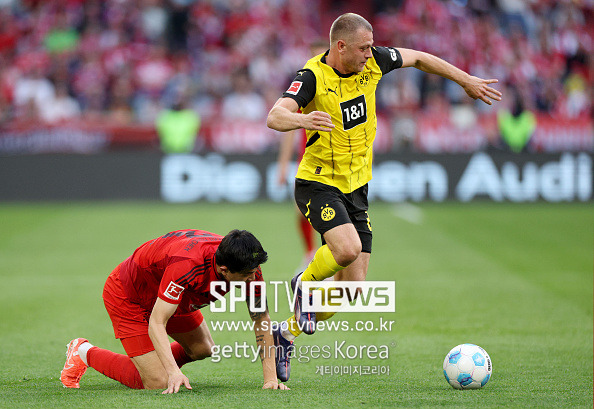 [속보] 왜 구단이 김민재를 물어뜯나…뮌헨 공식입장 “KIM 명백한 실수, 부상 탓 하지마” 실점비판 → 獨 매체 덩달아 ‘비난 폭격’