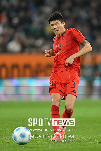 [속보] 왜 구단이 김민재를 물어뜯나…뮌헨 공식입장 “KIM 명백한 실수, 부상 탓 하지마” 실점비판 → 獨 매체 덩달아 ‘비난 폭격’