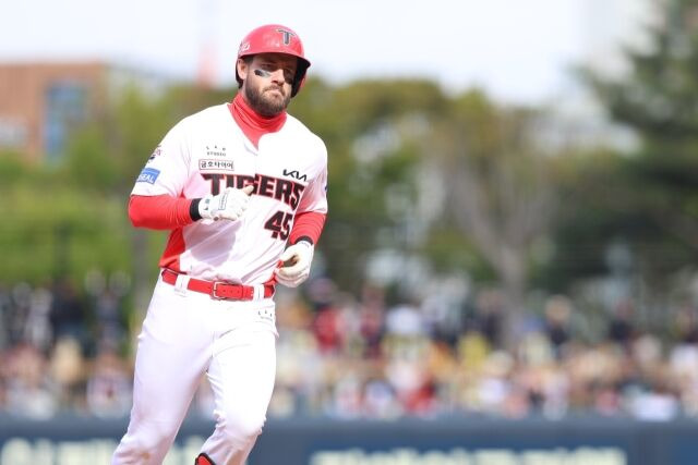 위즈덤은 KIA 1루에 고정될 줄 알았는데…3루에 외야까지? 야구는 예측불가, 홈런 뻥뻥 치면 OK