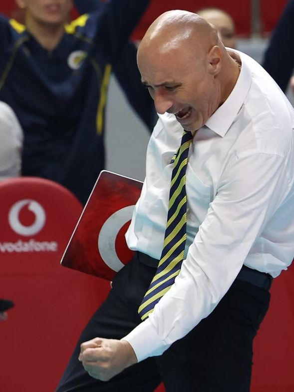 前 흥국 아본단자 감독, 한국서 통합우승 직후 튀르키예 리그 파이널 진출