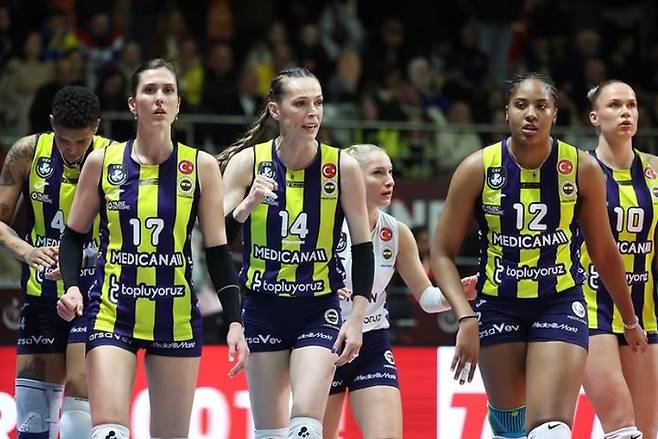 前 흥국 아본단자 감독, 한국서 통합우승 직후 튀르키예 리그 파이널 진출