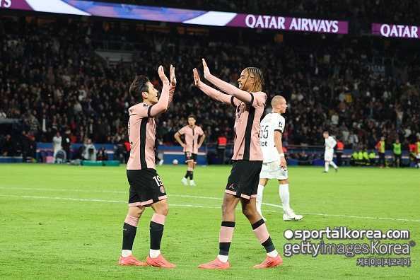 “이강인, 맨체스터 유나이티드 이적” 에이전트 럭키→‘미팅 2주 만’에 초대박 전보 들고 왔다