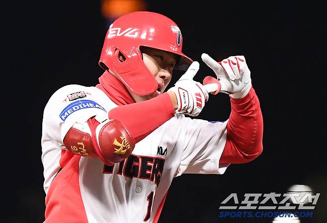 '1홈런 1타점? 저 연봉 4억 타자에요' 최원준 벼락포, 악재 가득 KIA 살렸다...'명품 투수전' KT에 신승 [광주 현장]