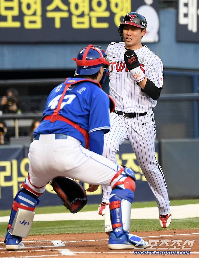 'LG 마운드 진짜 미쳤다.''엘동원'-김진성-박명근-장현식, 팀 노히트노런 달성, 3대0 승리.'연패는 없다.' 무안타 삼성은 3연패[잠실 리뷰]