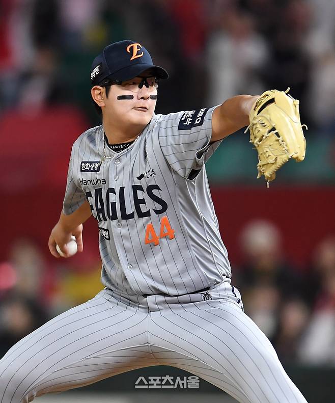 폰세 7이닝·12K 완벽투→‘2연승’ 한화 김경문 감독의 기쁨 가득 한마디 “수고했다” [SS문학in]