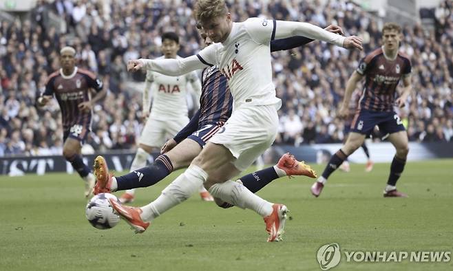 토트넘 이런 대실수 하다니!…프랑크푸르트전 '6골 6AS' 킬러가 엔트리 제외→