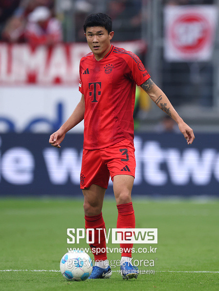 뮌헨, 김민재 방출 못 한다…“축구 역사상 최고 이적료” 1672억 제안 들어와야 ‘이적 확정’