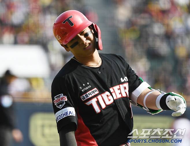 타율 0.171 박찬호 1번 고집? 이범호 감독의 고민