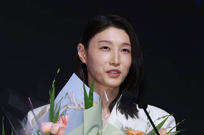 '김연경 딜레마' 직면한 韓 배구, 여제의 따끔한 제안