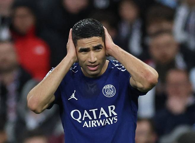 ‘충격’ 이강인 오늘도 결장.. PSG, ‘2-0→2-3’ 충격 탈락할 뻔했다···빌라 원정서 대역전패→합산 5-4 간신히 4강행