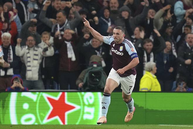 ‘충격’ 이강인 오늘도 결장.. PSG, ‘2-0→2-3’ 충격 탈락할 뻔했다···빌라 원정서 대역전패→합산 5-4 간신히 4강행