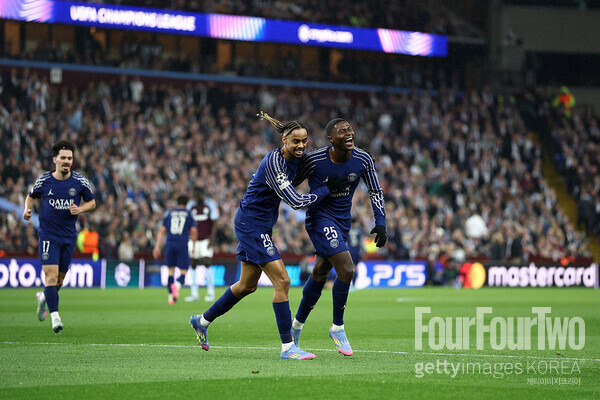 [ucl.review] 이강인 1분도 못 뛰었다...PSG, 빌라에 8강 2차전 2-3 패배→합산 스코어 5-4로 준결승 진출