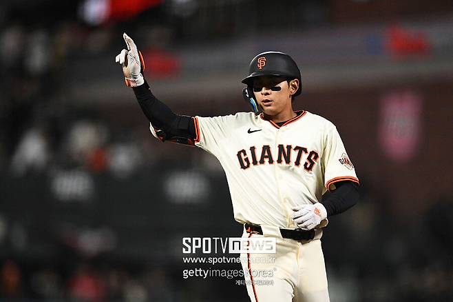 “한국의 이치로, 나고야에서 태어났어” 이정후 열풍에 日 언론도 인연 주목, 亞 1위 타격 매섭다