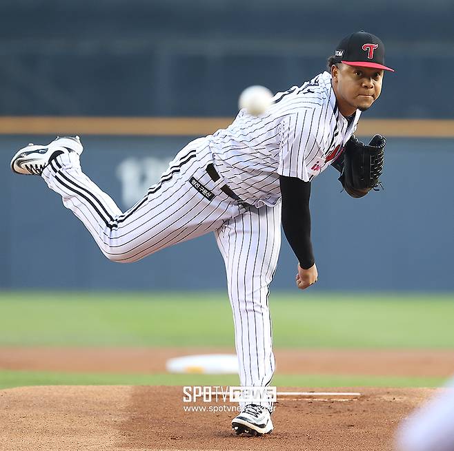 이것은 실화다, LG와 2위보다 2위와 꼴찌가 더 가깝다…공수주 다 완벽한 LG, 역대급 출발