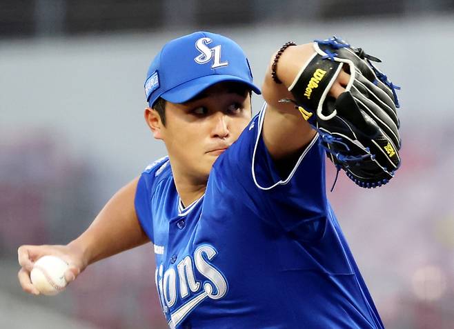 '70억 FA 투수' 3연패 부담 속 전 소속팀 LG 상대 복수 나선다