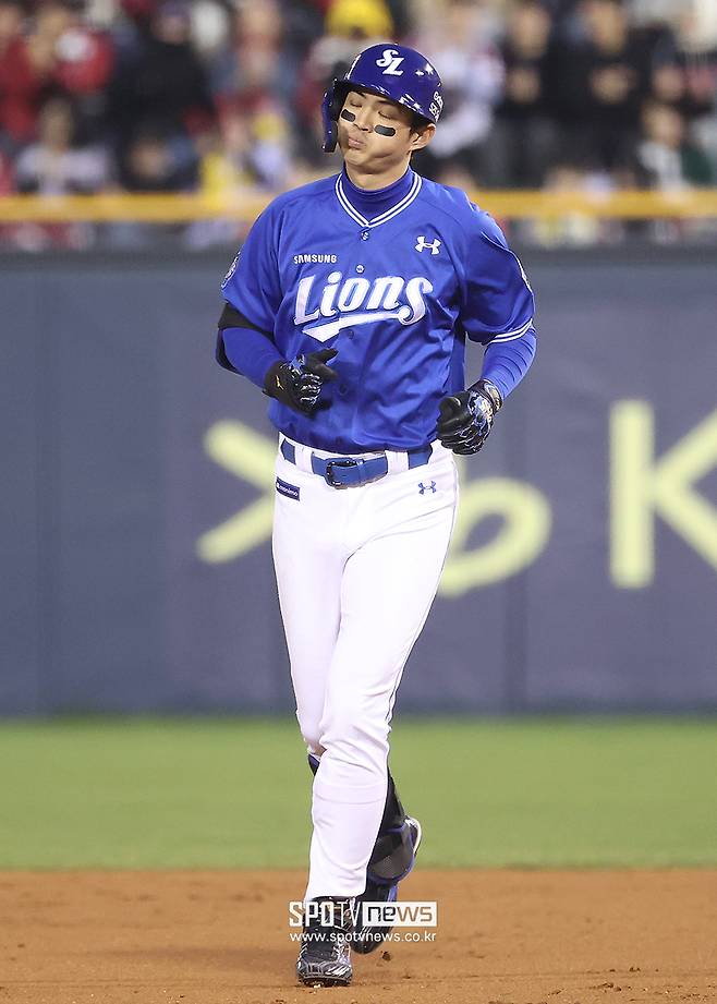 '36년 만에 노히트 악몽' 강민호-구자욱…팬들 앞에서 고개조차 못 들었다