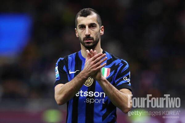 또 한 명의 '별'이 집니다…KIM 맞대결 앞두고 ‘현역 은퇴 암시’