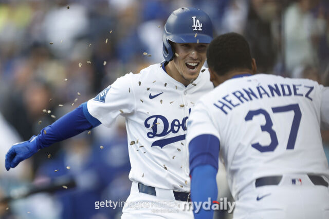 '한국계 선수' 에드먼 4안타 미쳤다, 4번타자 스미스 스리런홈런 폭발…오타니 2득점 1볼넷, 콜로라도 패패패패패