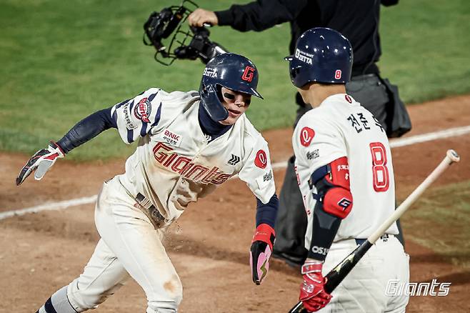 롯데 육상부에 마황보다 더 빠른 선수가 있다…명장도 칭찬