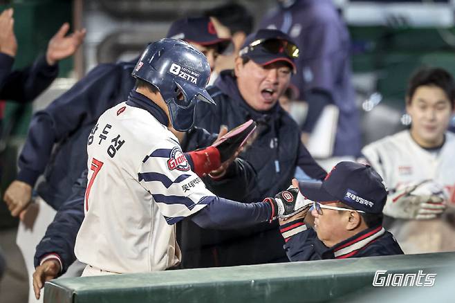 롯데 육상부에 마황보다 더 빠른 선수가 있다…명장도 칭찬