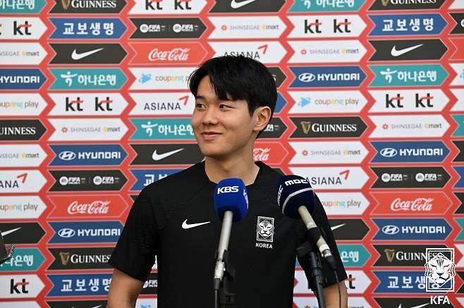 안타깝다! '한때 韓 미래 책임질 대형 유망주' 결국 무리뉴 선택 받지 못했다...1군 데뷔 없이 계약 해지