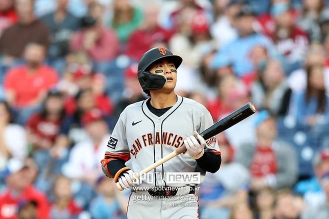 이정후 타격에 美 중계진은 감탄만…