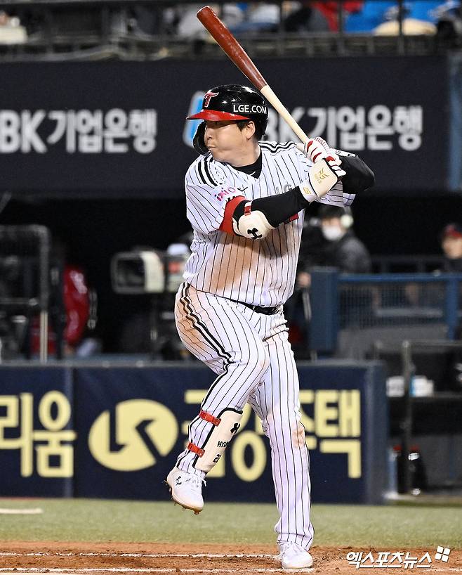 LG 미쳤다! 꿈의 '100승' 도전하나…삼성 12-2 완파→16승 3패 시즌 승률 '0.842' [잠실:스코어]