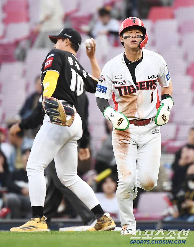 황당한 ABS 콜에 멘탈 붕괴 조짐이었는데, 허무한 삼진과 횡사로 적을 살렸다...KIA 1회에 무슨 일이? [광주 현장]