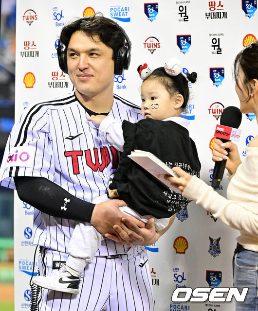 ‘121승 페이스 미쳤다’ LG는 패배를 모른다. 염갈량 칭찬 릴레이 “임찬규 어려웠는데 베테랑답게 QS, 박동원 5타점으로 타선 이끌었다”