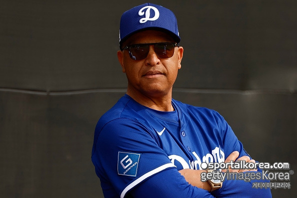 로버츠 감독, 김혜성 까맣게 잊었네...'타율 0.151' 파헤스에게