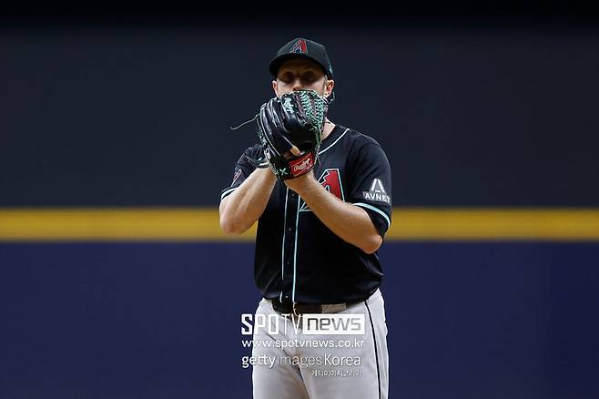 단돈 5억에 한국행→벌써 ML 56승, 이젠 연봉 100억으론 만족 못한다…FA 초대박 예고