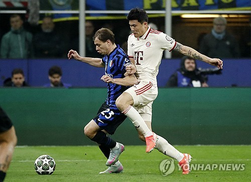 김민재 '굴욕샷', 뮌헨 '탈락 쐐기골 현장' 한가운데 포착[챔스 8강]