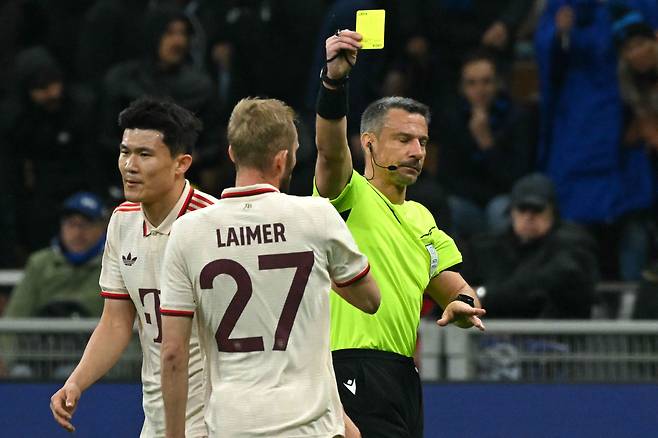 '괴력을 잃은 괴물' 김민재, 파바르에 헤더 결승골 내주고 또또또 조기교체→최저평점…뮌헨, 챔스 8강 탈락